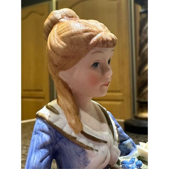 Vintage figurine  - Picture 2 of 9